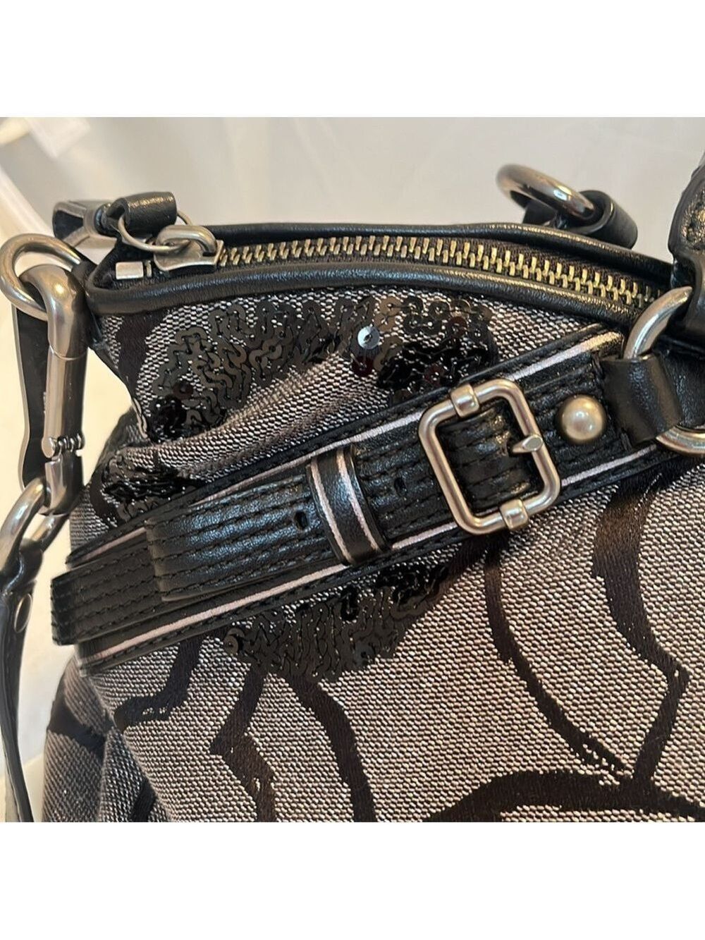 Coach Madison Signature Op Art Sophia Satchel - Picture 4 of 13